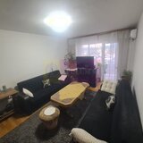 Apartament cu 3 camere de vanzare in Campina - Zona Cuza